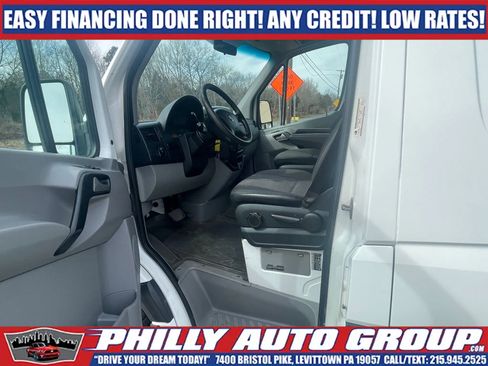 Used 2007 Dodge Sprinter 2500 image 11