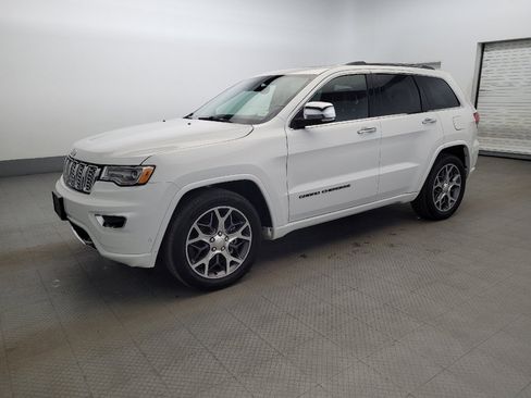 Used 2020 Jeep Grand Cherokee Overland image 2