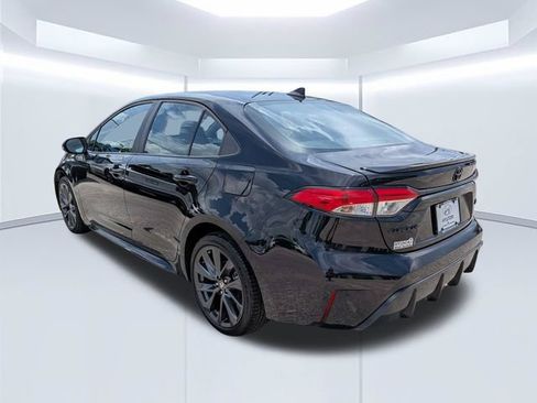 Used 2023 Toyota Corolla SE FWD image 7