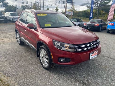 Used 2013 Volkswagen Tiguan SE AWD/4WD image 6