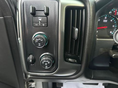 Used 2019 Chevrolet Silverado 1500 LT w/ All Star Edition AWD/4WD image 12