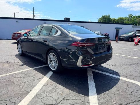 Used 2025 BMW 530i RWD image 5