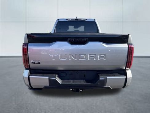 Used 2024 Toyota Tundra Platinum image 3