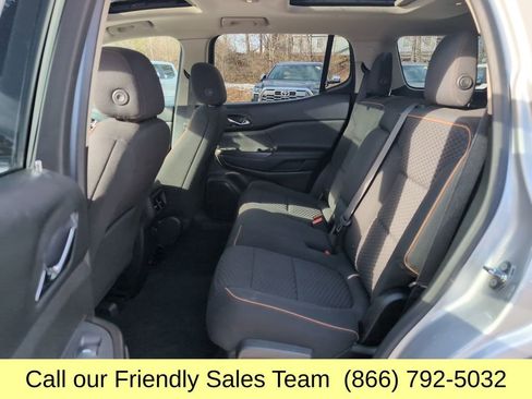 Used 2018 GMC Acadia SLE w/ Driver Alert Package I image 24