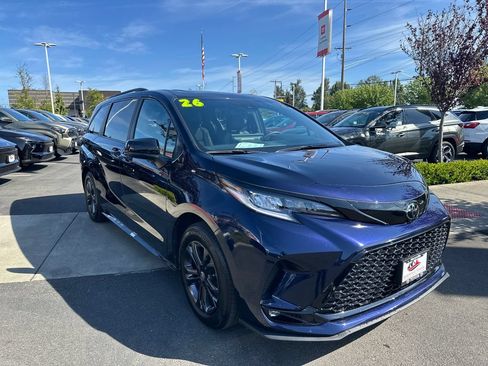 Certified 2026 Toyota Sienna XSE AWD/4WD image 7