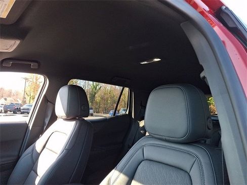 New 2026 Chevrolet Equinox LT w/ Convenience Package II image 10