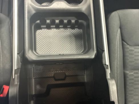 Used 2025 RAM 1500 Big Horn AWD/4WD image 34