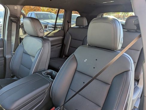 New 2026 Buick Enclave Preferred w/ Power Package image 11