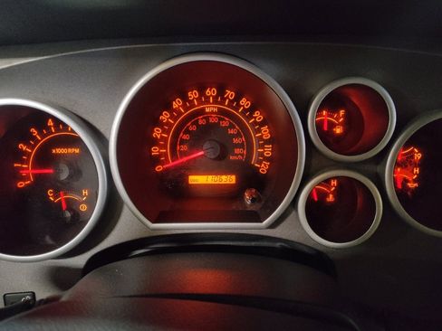 Used 2013 Toyota Tundra CrewMax 5.5 ft image 23