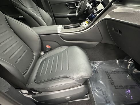 New 2026 Mercedes-Benz GLC 300 image 15