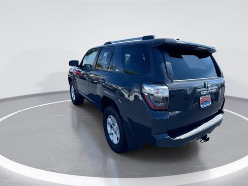 Used 2024 Toyota 4Runner SR5 AWD/4WD image 6