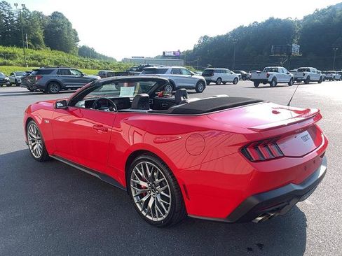 Certified 2025 Ford Mustang GT Premium RWD image 3