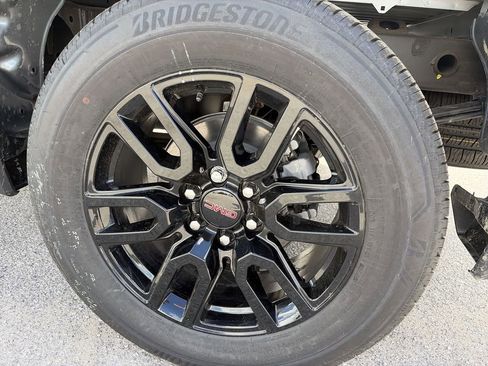 New 2026 GMC Sierra 1500 Elevation AWD/4WD image 37