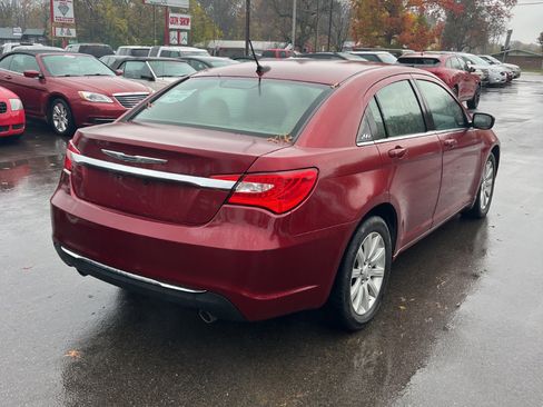 Used 2011 Chrysler 200 Touring image 12