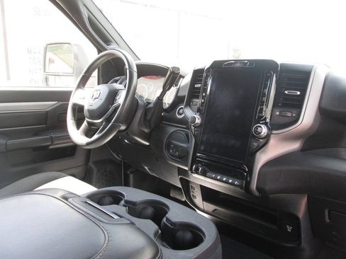 Used 2025 RAM 2500 Tradesman AWD/4WD image 21