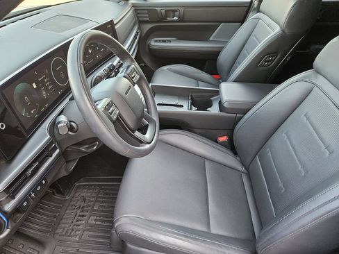 Used 2025 Hyundai Santa Fe Calligraphy AWD/4WD image 10