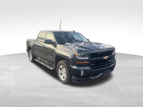 Used 2017 Chevrolet Silverado 1500 LT w/ All Star Edition image 8