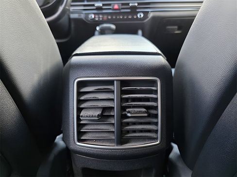 Used 2026 Kia Sportage EX image 17