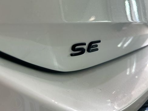 New 2026 Volkswagen Tiguan SE R-Line FWD image 53