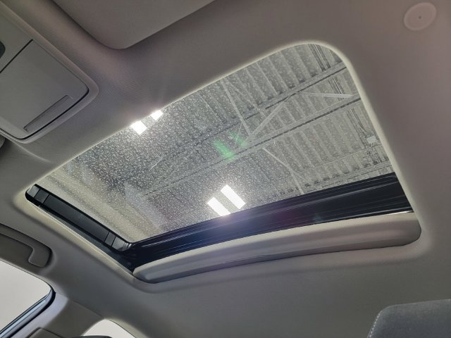 Certified 2024 Honda Accord EX image 31