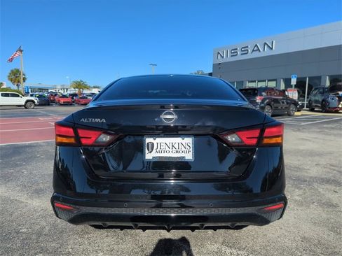 Certified 2024 Nissan Altima 2.5 S image 5