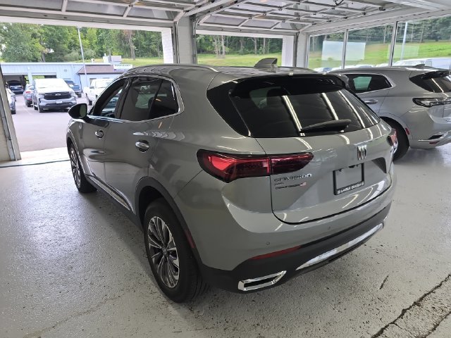 Certified 2025 Buick Envision Preferred AWD/4WD image 3