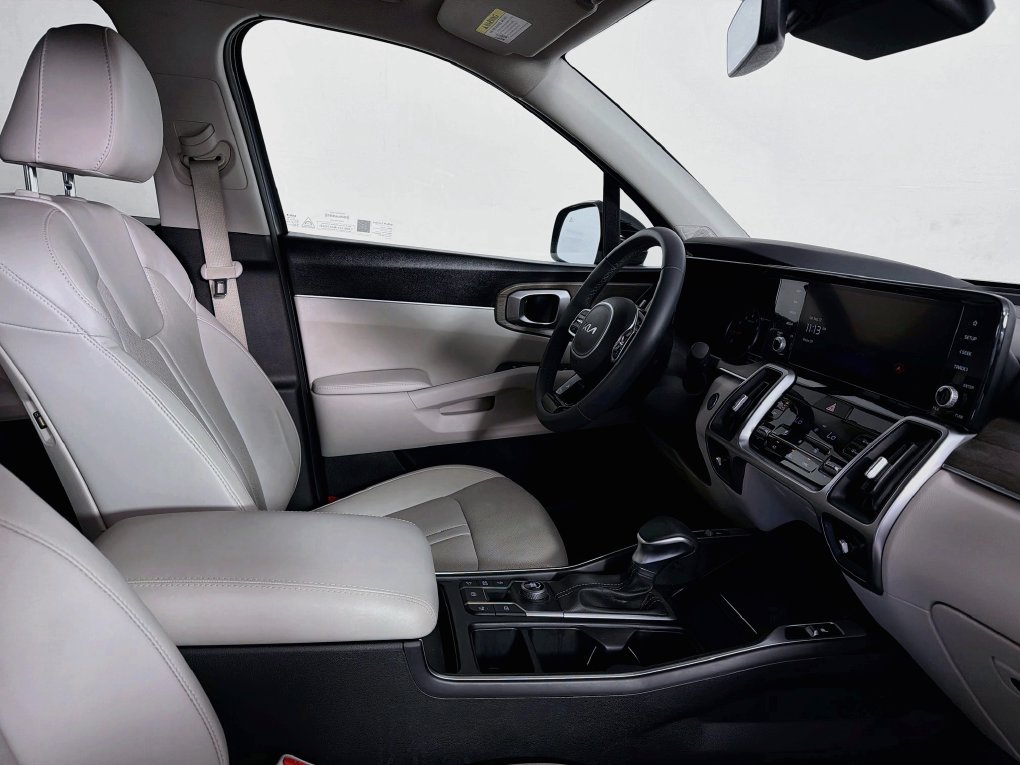 Used 2023 Kia Sorento EX FWD image 35
