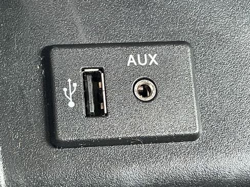 Used 2016 Nissan Altima 2.5 SV w/ Convenience Package FWD image 19