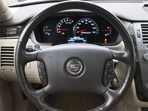 Used 2008 Cadillac DTS w/ Sun And Sound Package image 26