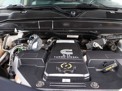 Used 2020 RAM 2500 Laramie image 31