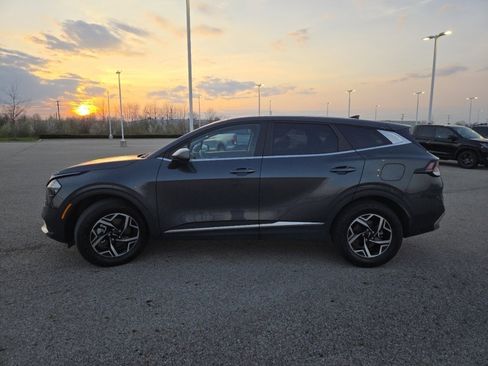 Used 2023 Kia Sportage LX FWD image 13