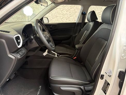 New 2026 Hyundai Venue SEL FWD image 20