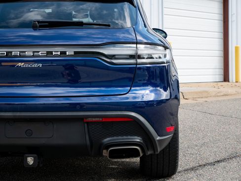 Used 2024 Porsche Macan image 15