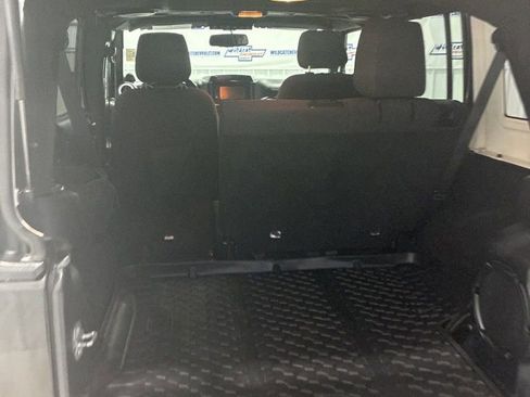 Used 2014 Jeep Wrangler Unlimited Sahara w/ Connectivity Group image 25
