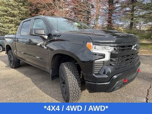 Used 2023 Chevrolet Silverado 1500 LT Trail Boss w/ Convenience Package II image 2