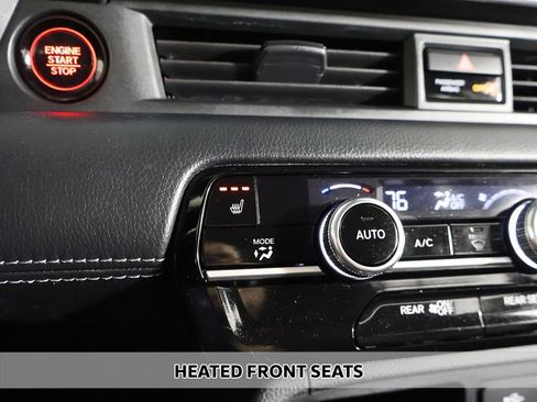 Used 2025 Honda Pilot EX-L image 6