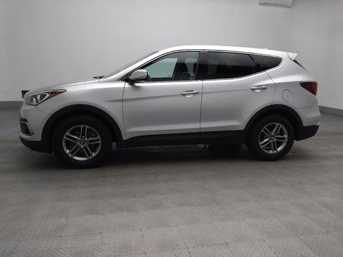 Used 2017 Hyundai Santa Fe Sport image 2
