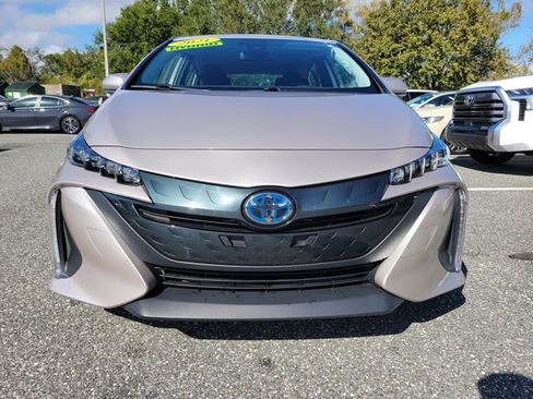 Used 2021 Toyota Prius Prime XLE w/ Carpet Mat Package (TMS) image 15