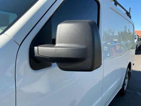 Used 2013 Nissan NV 2500 SV w/ Side Curtain Airbag Pkg image 9