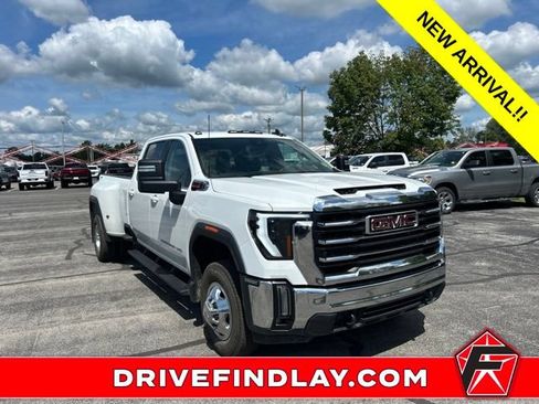 Used 2024 GMC Sierra 3500 SLE w/ SLE Value Package AWD/4WD image 3