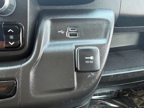 Used 2023 RAM ProMaster 3500 w/ Convenience Group FWD image 37