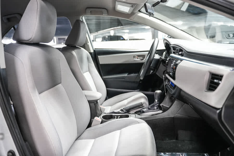 Used 2014 Toyota Corolla LE w/ Protection Package FWD image 16
