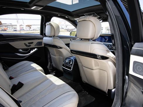 Used 2020 Mercedes-Benz S 560 Sedan image 33