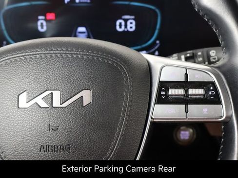 Certified 2024 Kia Telluride LX FWD image 10