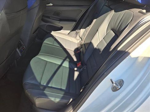 Used 2024 Volkswagen Golf R image 17