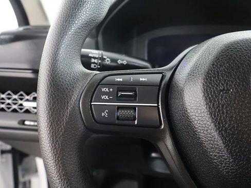 Certified 2025 Honda Accord SE image 42