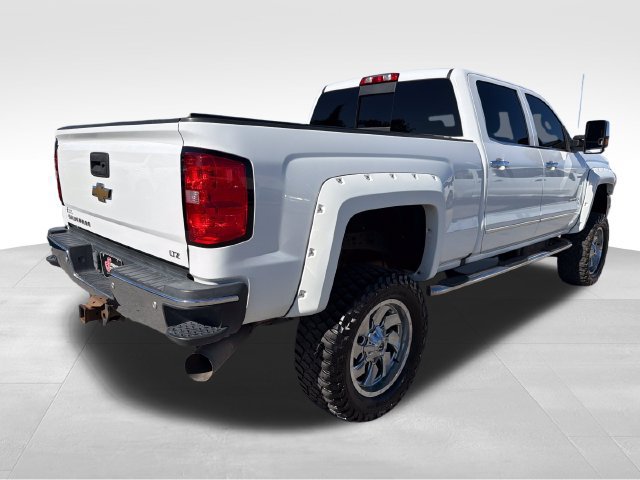 Used 2016 Chevrolet Silverado 2500 LTZ AWD/4WD image 7