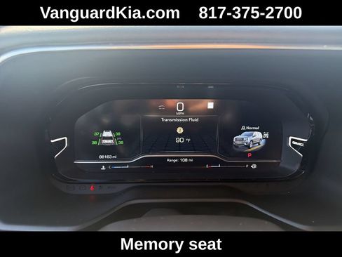 Used 2022 GMC Yukon XL Denali w/ Denali Premium Package AWD/4WD image 11