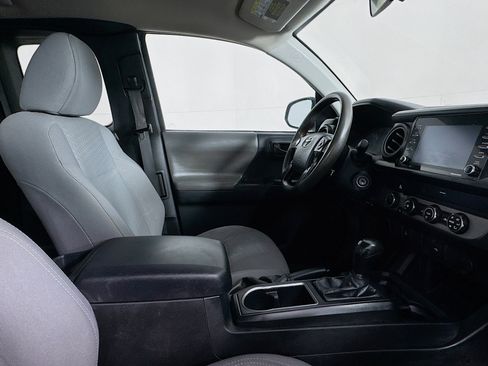 Used 2020 Toyota Tacoma SR image 25