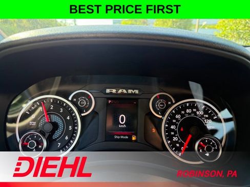 New 2026 RAM 2500 Tradesman AWD/4WD image 28